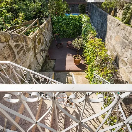 Markes - Lovely 1-bedroom W/ Sunny Backyard * Porto