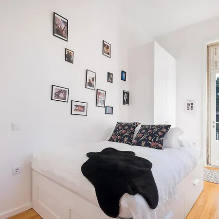 Markes - Lovely 1-bedroom W/ Sunny Backyard 公寓 波尔图